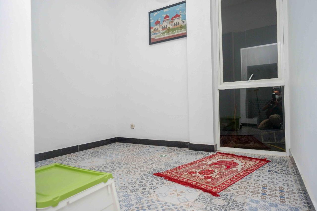 Reddoorz Plus Near Patung Kuda Undip Jatingaleh Екстериор снимка