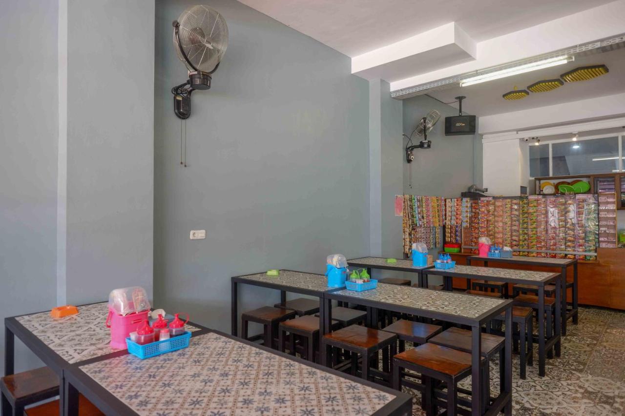 Reddoorz Plus Near Patung Kuda Undip Jatingaleh Екстериор снимка